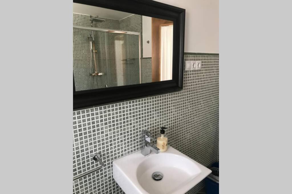 Apartamento Primera Linea De Playa Finisterre Dış mekan fotoğraf