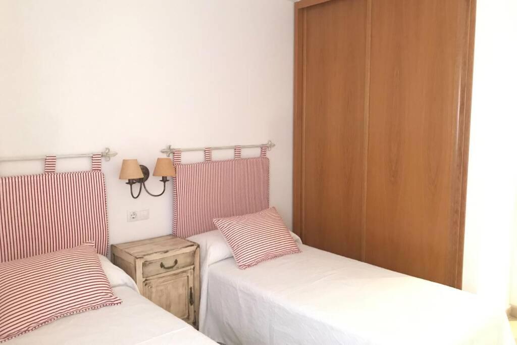 Apartamento Primera Linea De Playa Finisterre Dış mekan fotoğraf